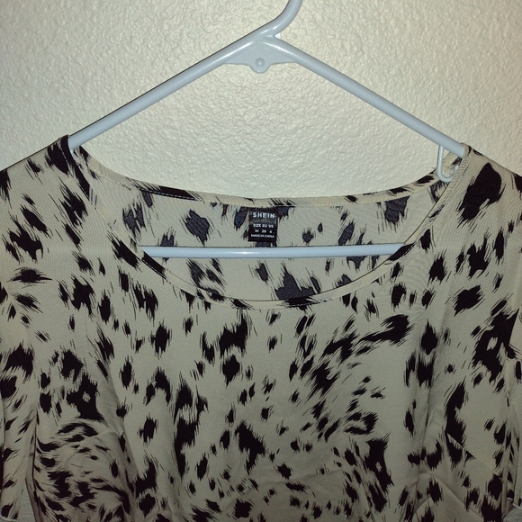 Medium new top - Picture 5 of 6